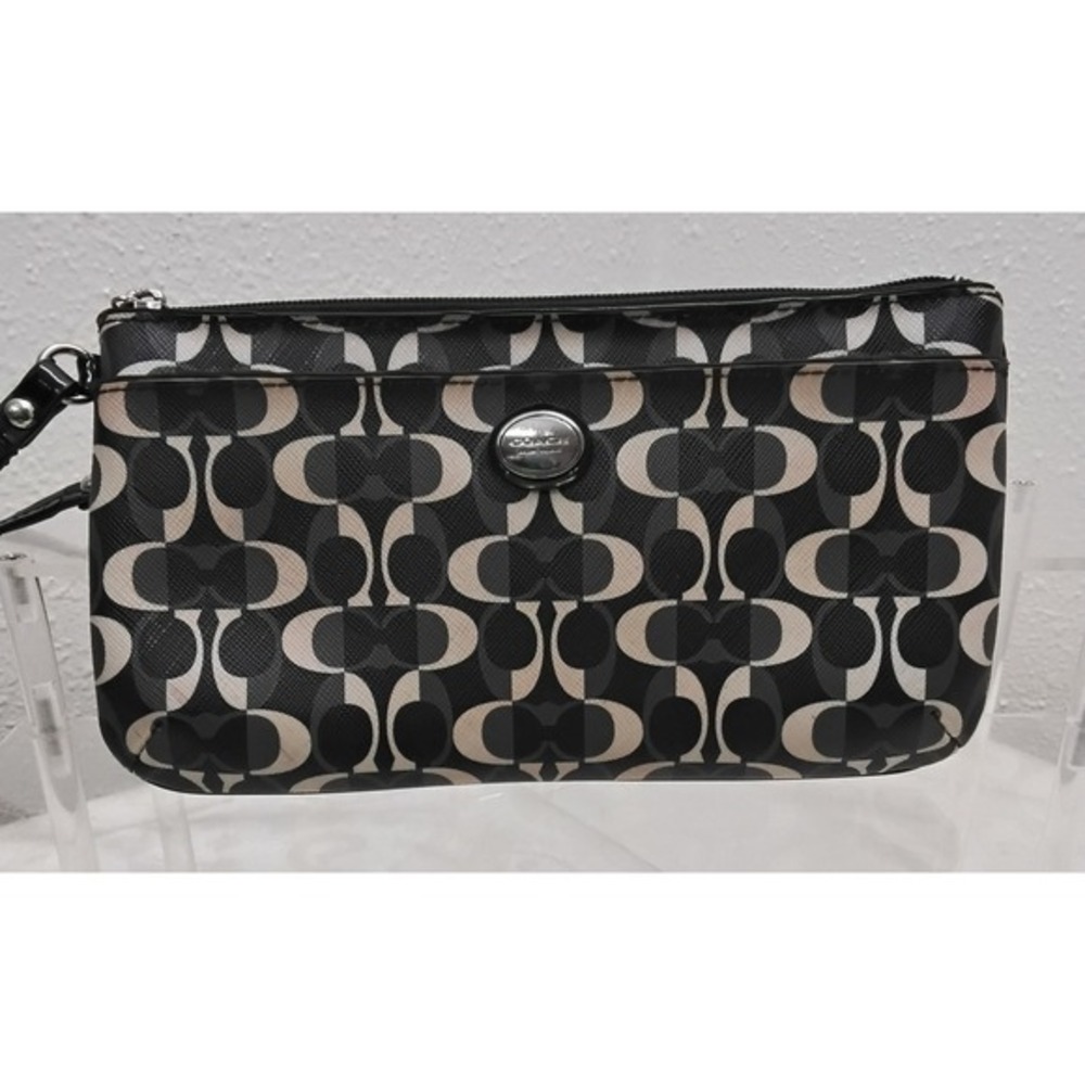 Coach Peyton Vintage Y2K Dream C Geometric Large Wristlet Clutch F51052